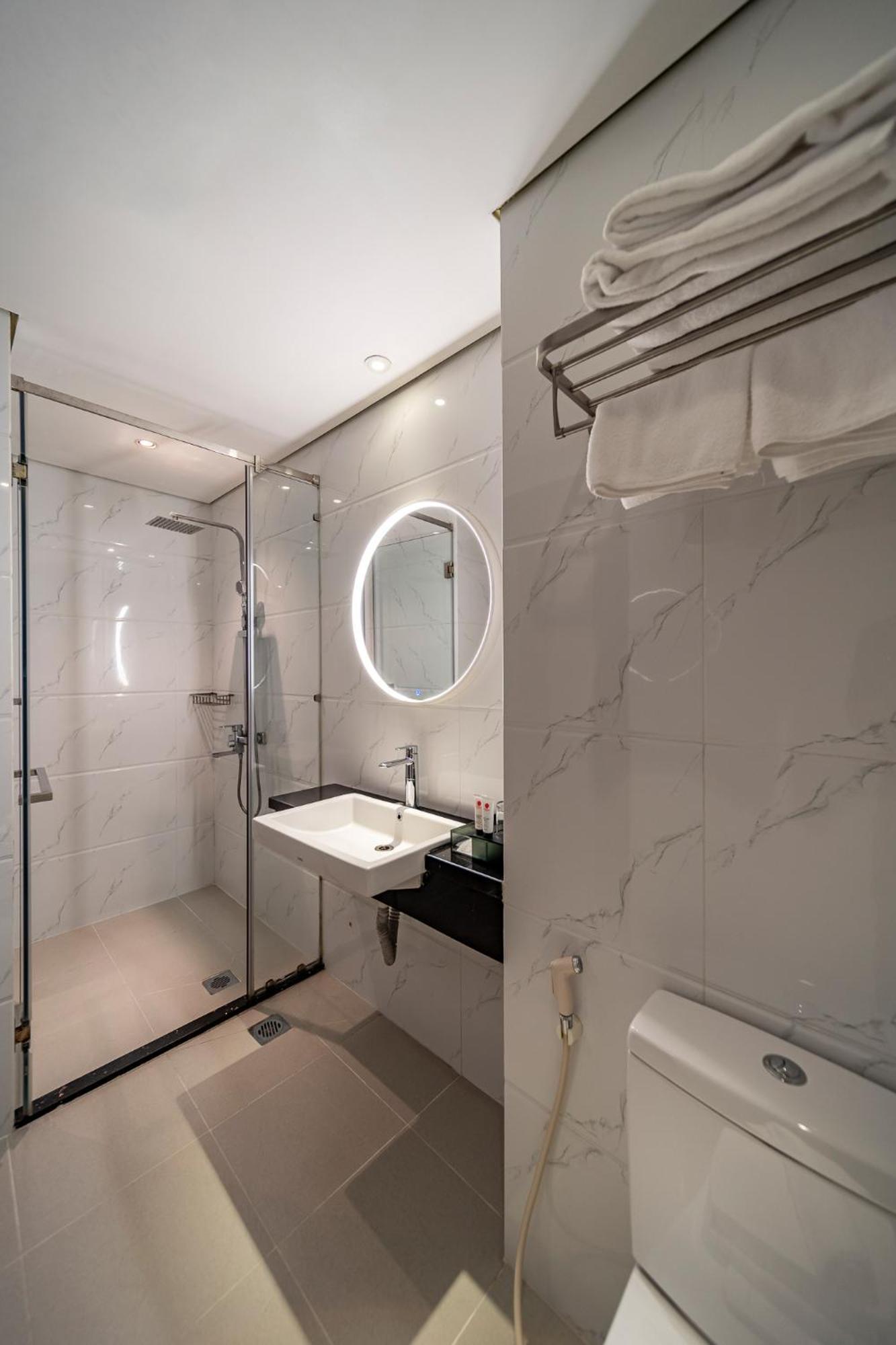 Edoya Hotel Ben Thanh Ho Či Minovo Město Exteriér fotografie